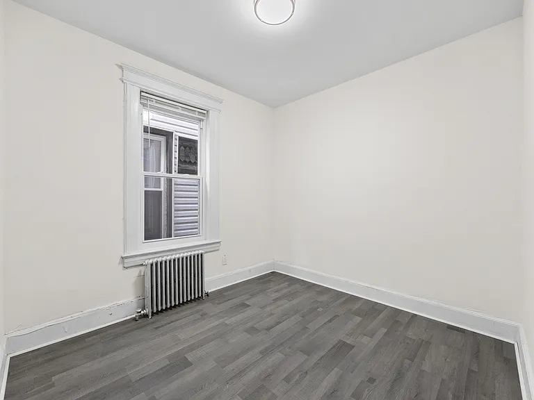 147 Bidwell Ave #2 — Photo 4