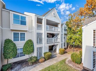 108 Lantana Ln APT 29, Hampton, VA 23669