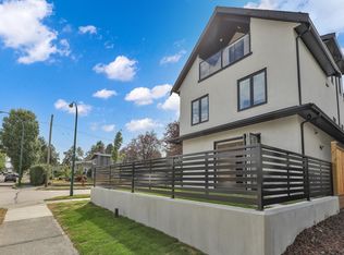 3695 E 26th Ave #1, Vancouver, BC V5R 1M1