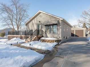 6044 O St, Omaha, NE 68117