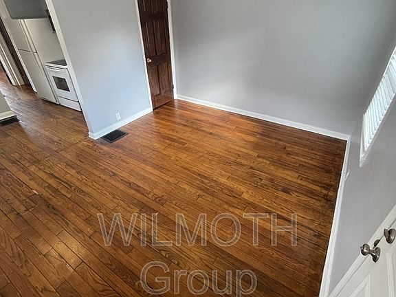 2nd image of 615 N Tibbs Ave #J