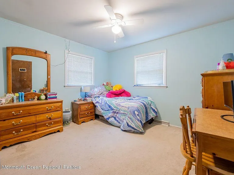 1016 Dove St — Photo 12
