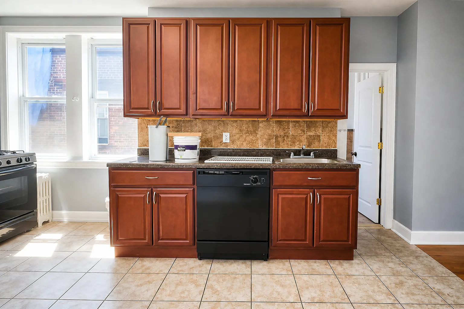 2 bed, $1,825 — Photo 1