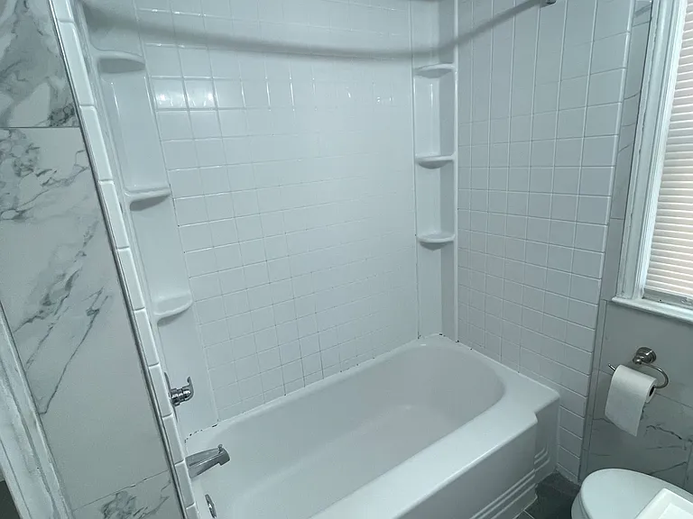 22785 Arlington St — Photo 2