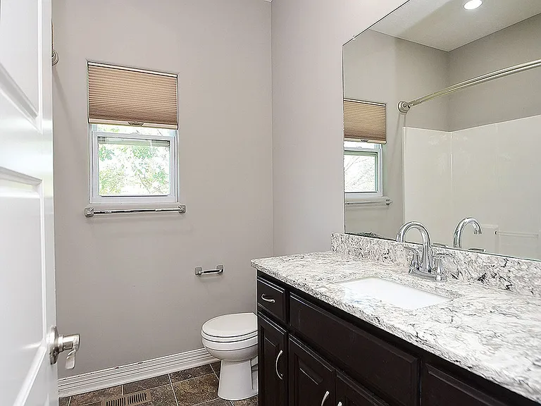19527 Shadow Ridge Dr — Photo 32