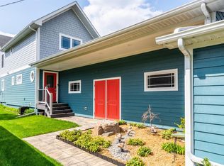 225 Glazier Rd, Chelsea, MI 48118