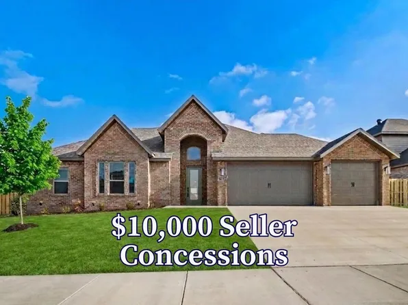 1210 Fierce Ln, Centerton, AR 72719