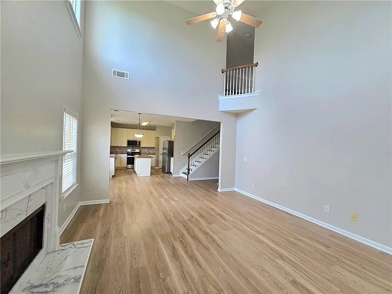 621 Roxtree Ct — Photo 10