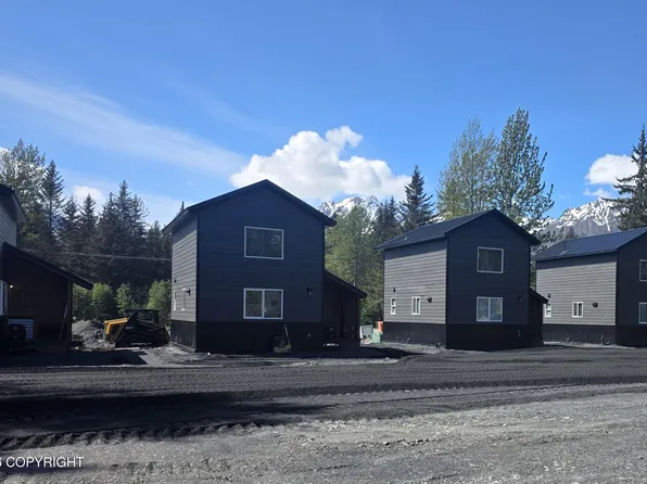 10462 Johnson Ave, Seward, AK 99664