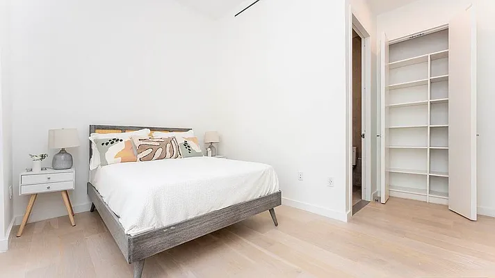 Rented by Doorway NYC, LLC | media 48