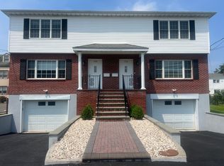 136 Bradford St, Harrison, NY 10528