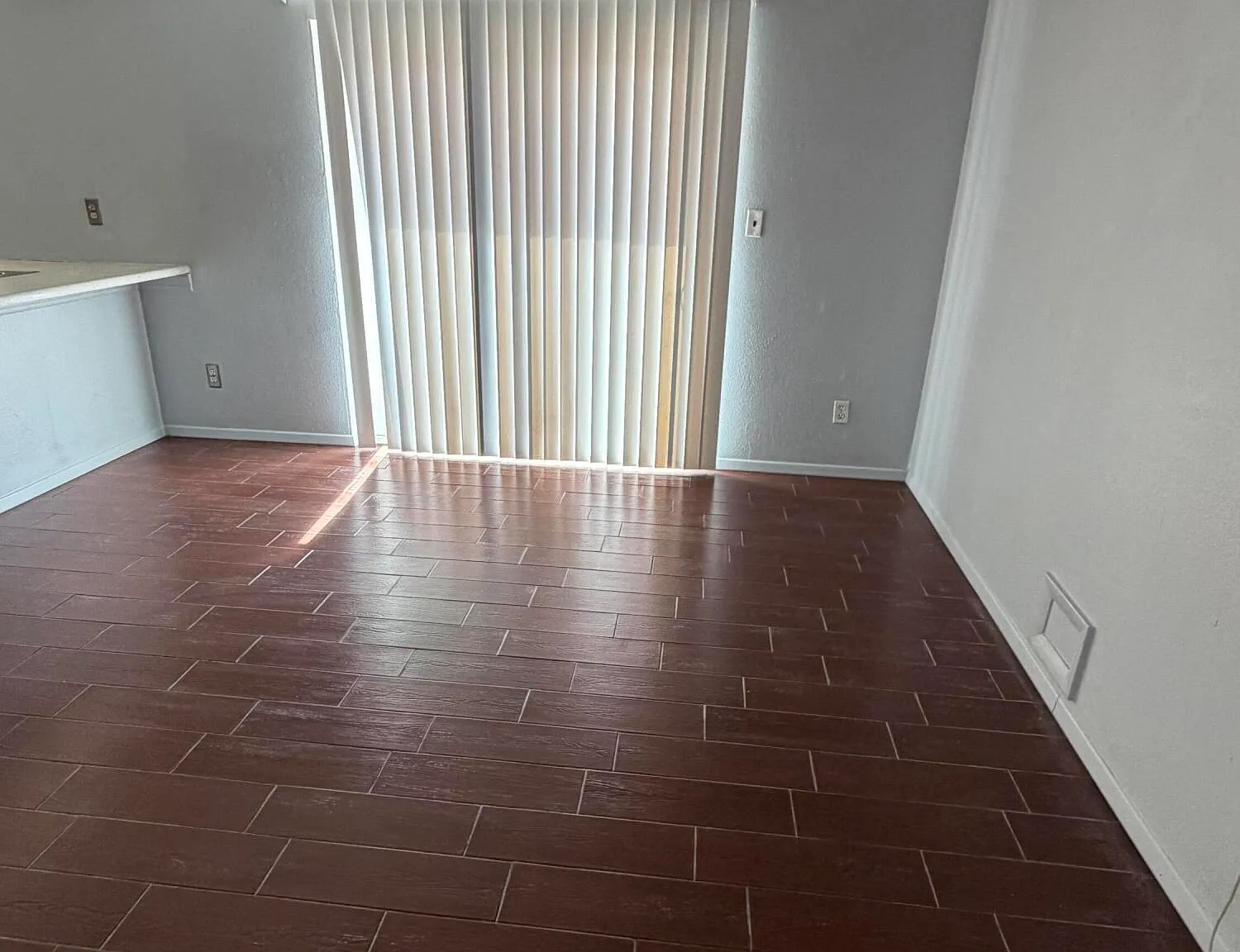 3 bed, 2.0 bath, 1481 sqft, $1,250 — Photo 4