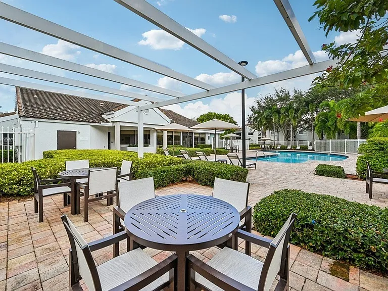 Legacy at Palm Aire — Photo 10