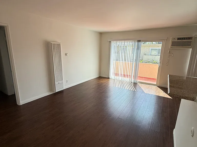 Woodman Villas — Photo 4