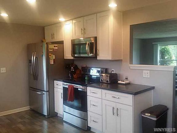 2nd image of 83 Gregory Dr