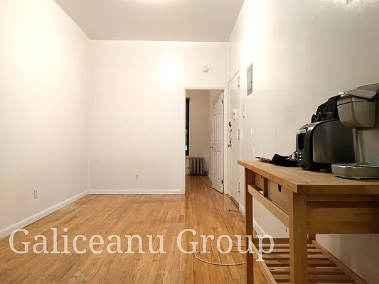 Rented by Lexington Real Estate Group | media 13