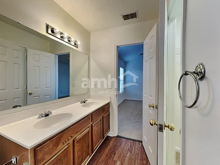 7 Fritzsimons Ct — Photo 14
