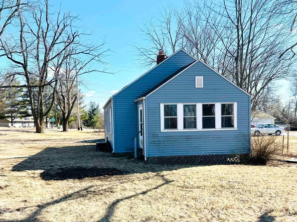 2101 Washington Rd, Washington, IL 61571