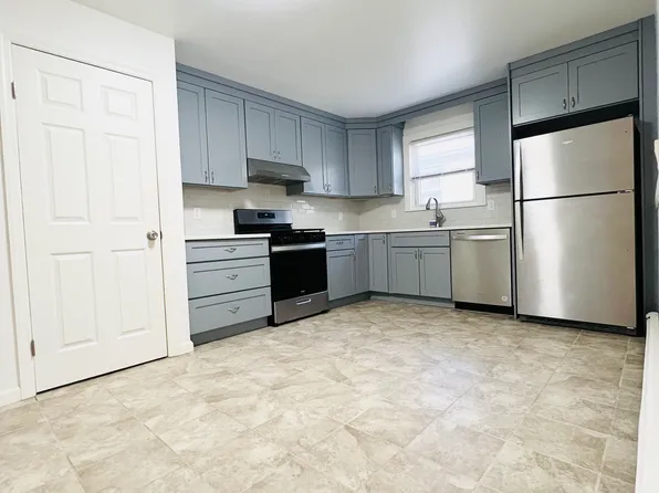 76 Front St #2, North Arlington, NJ 07031