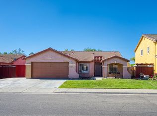 1229 Duck Blind Cir, Newman, CA