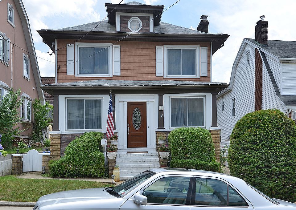 1st image of 115-32 10th Ave