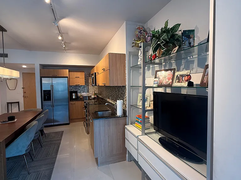 350 S Miami Ave #2208 — Photo 8