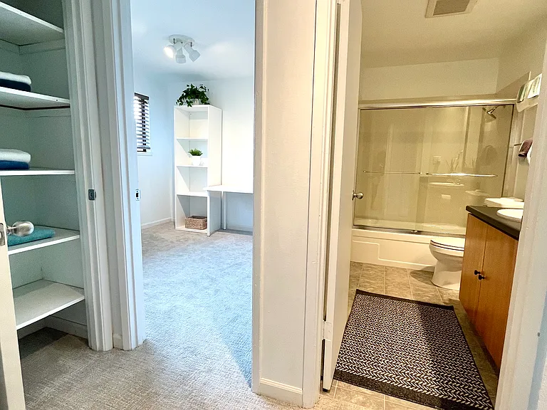 343 4th Ave #C — Photo 19