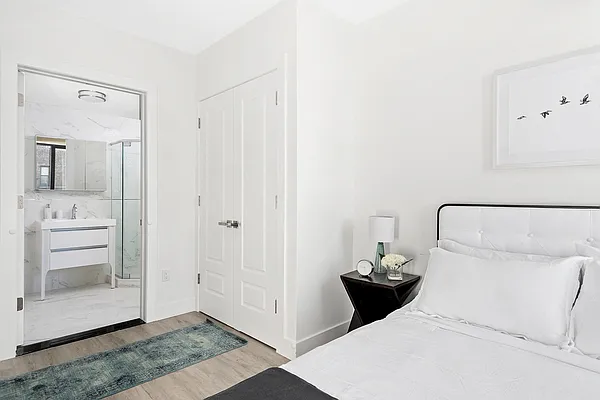 Rented by Compass | media 10
