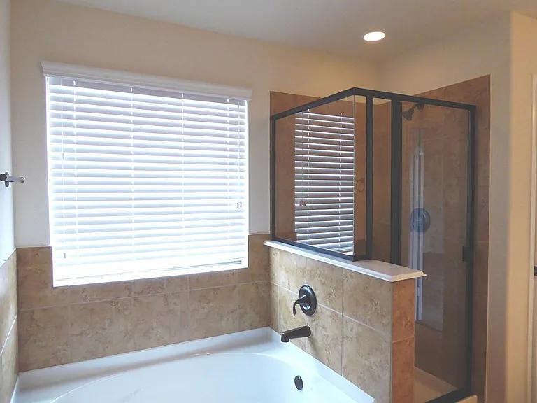 16003 Thornbill Ln — Photo 16