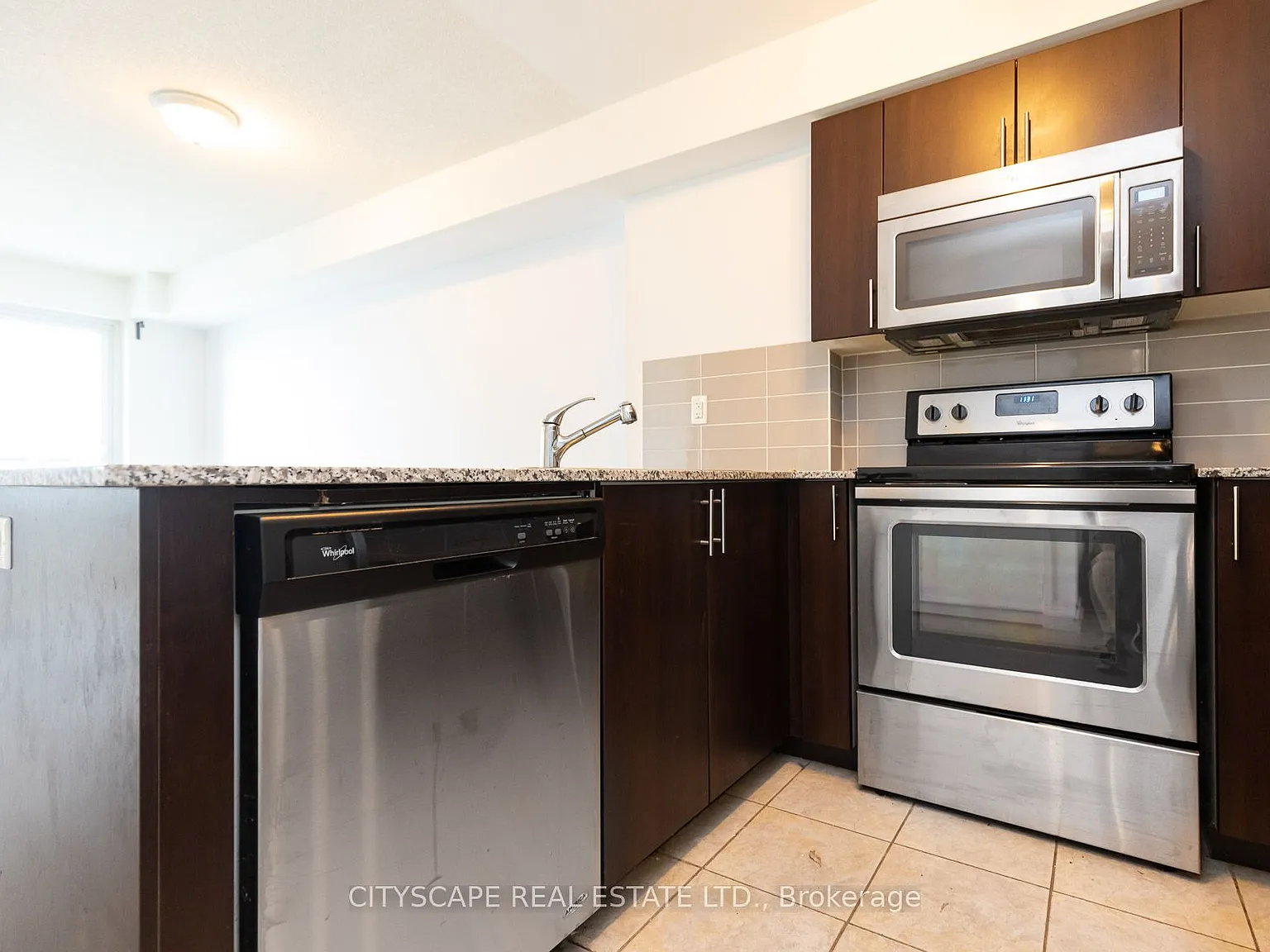 Fuse Condominiums — Photo 4