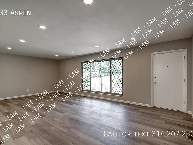 533 Aspen Dr — Photo 3