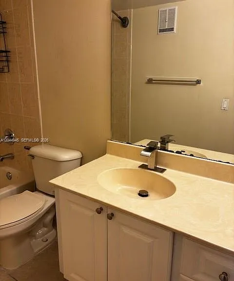731 N Pine Island Rd #305 — Photo 13