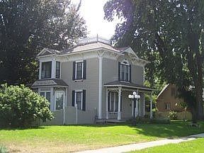1st image of 312 E Patit Ave