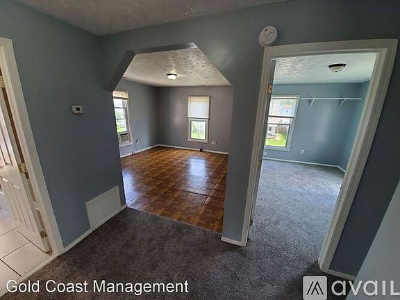 2nd image of 433 Deeds Ave