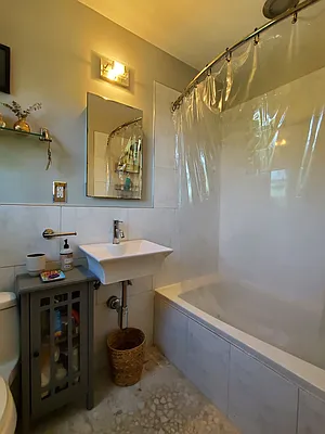 Rented by Compass | media 26