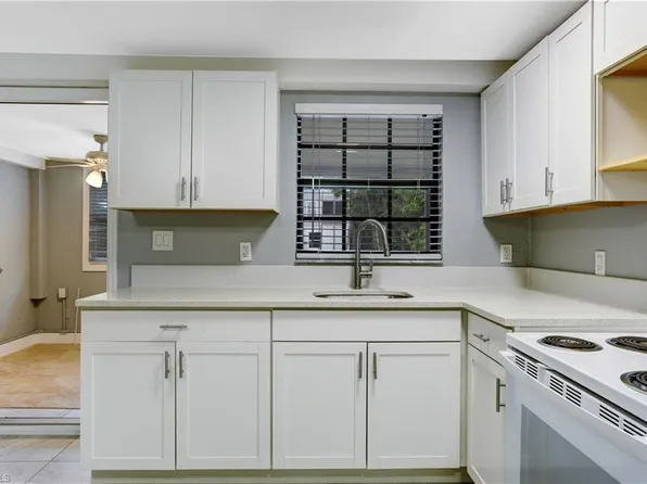 726 Park AVE, NAPLES, FL 34110