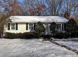 34 Old Middletown Ave, East Hampton, CT 06424