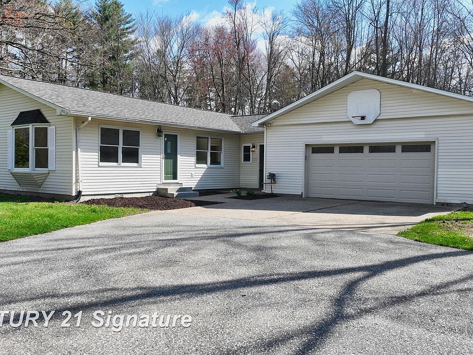 1st image of 10293 Carr Rd