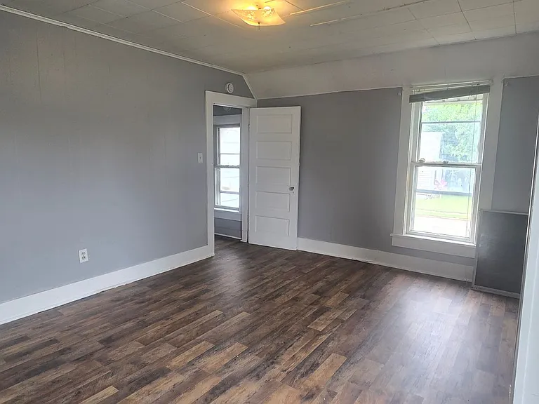 461 E Garfield Ave — Photo 8