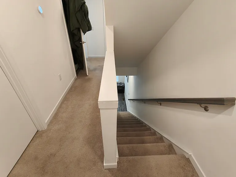 2004 Northbank Pl — Photo 23