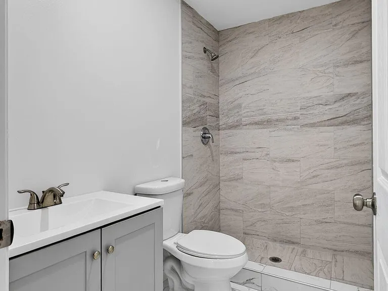3255 Avenue J — Photo 20