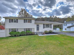 205 Cedar Valley Rd, Bristol, TN 37620