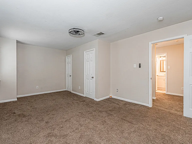 464 Bass Rd — Photo 23