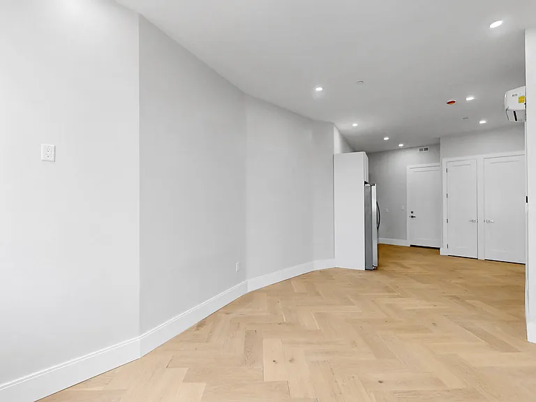 1 Jackson St #202 — Photo 2