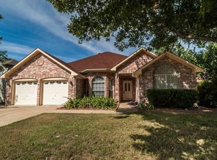 5801 Antioch Dr, Rowlett, TX 75089