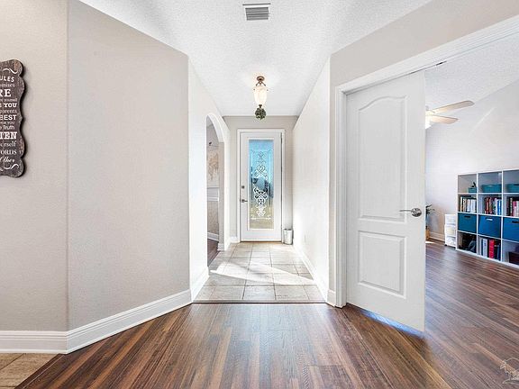 4th image of 1546 Cypress Bend Trl