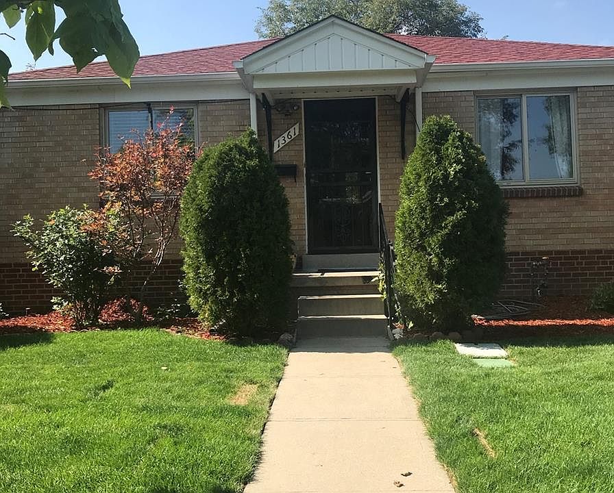 1st image of 1361 S Bryant St