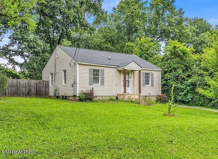 1st image of 3511 Kenilworth Ln