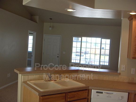 3rd image of 5116 Weston Ave