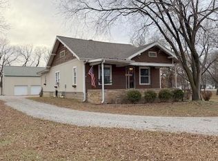 4079 Parkview Dr, Frontenac, KS 66763